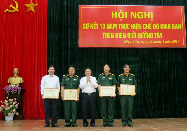 Điện Biên sơ kết 10 năm thực hiện chế độ giao ban trên biên giới hướng Tây